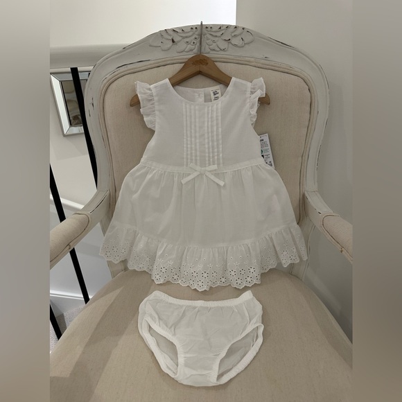 🦢 24 Mth Baby Girl Fancy Cotton Eyelet Dress With Bow & Matching Panty N… - Picture 3 of 9